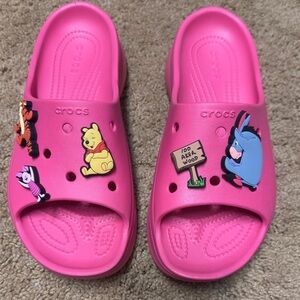 Crocs with Winnie the Pooh Gibits